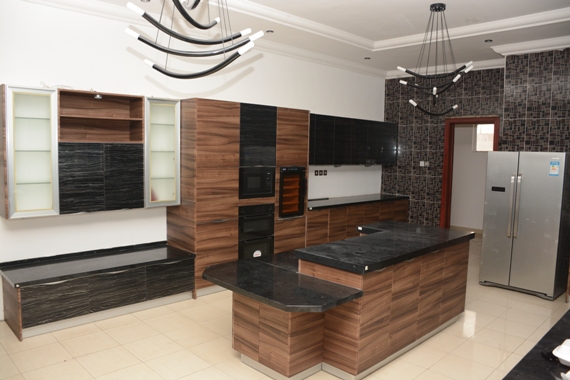 photo-linda ikeji's kitchen - banana island